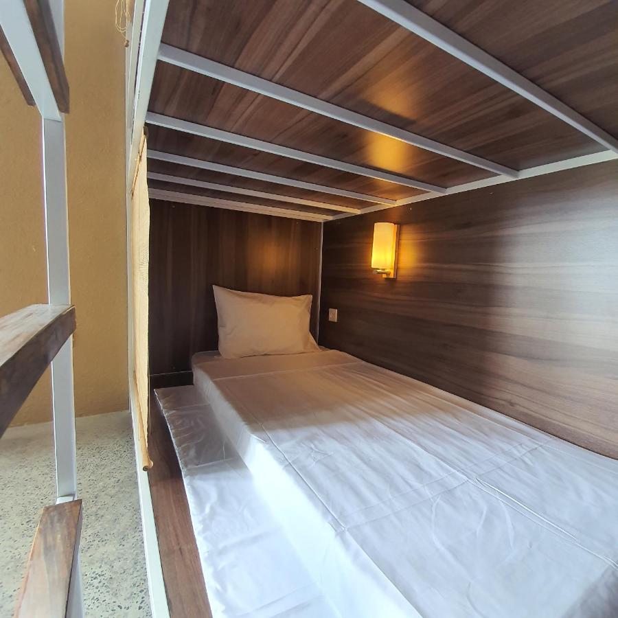 Cagina Boutique Hostel Dong Hoi Esterno foto